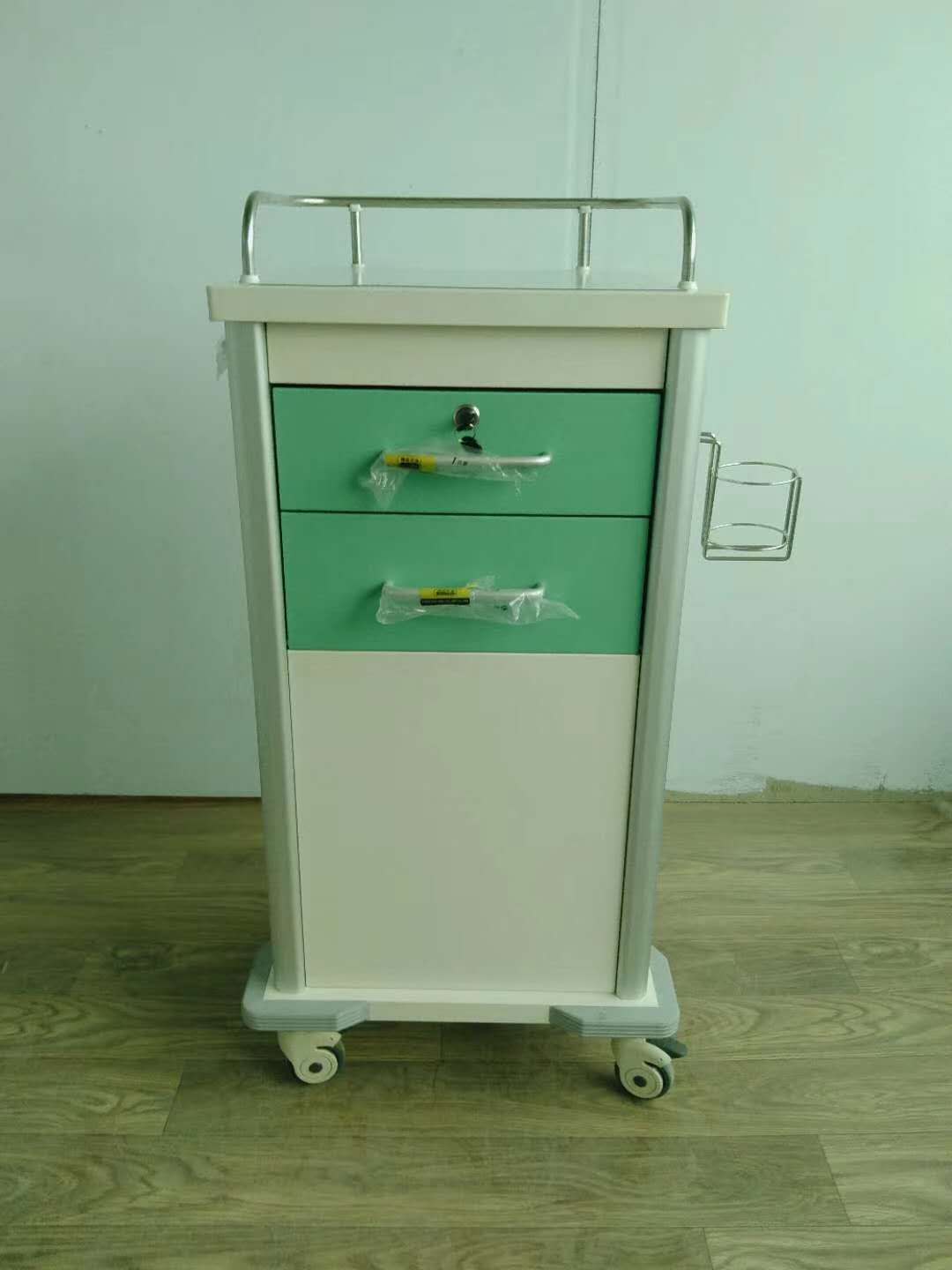 醫(yī)用推車、床頭柜